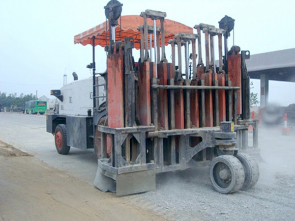 多錘頭破碎機TR400